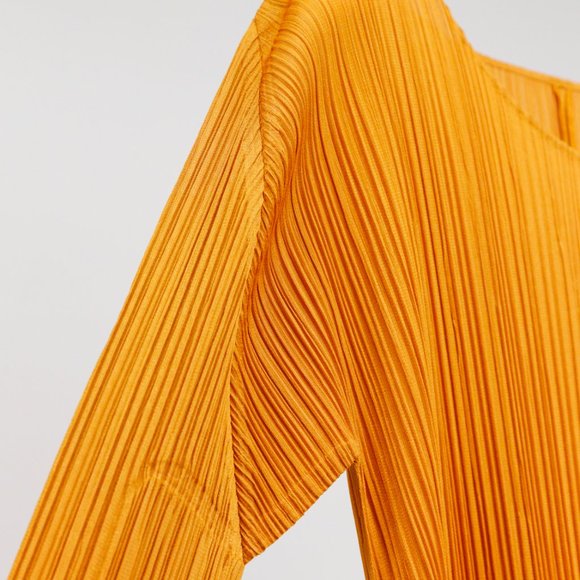 !!SOLD!! Pleats Please Issey Miyake Long Sleeve Dress - Picture 6 of 6